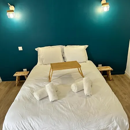 Detente Apartment *
